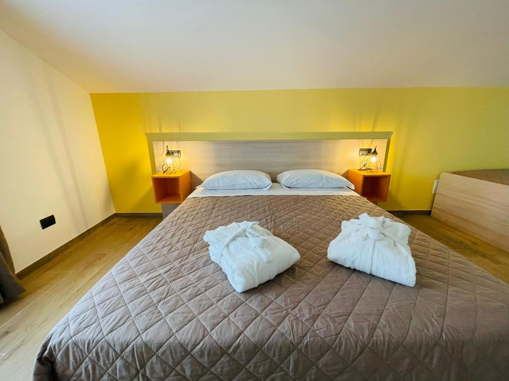 Castello Di Marano Sul Panaro - Room & Breakfast الغرفة الصورة